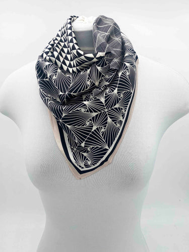 Mazais zīda kakla lakats "Šahs"