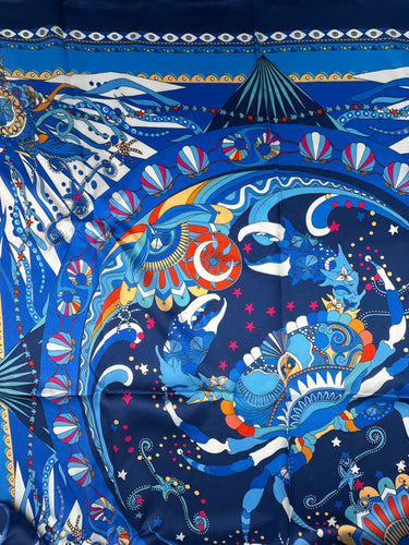 Dabīgā zīda satīna lakats  90x90 cm "Molusks"