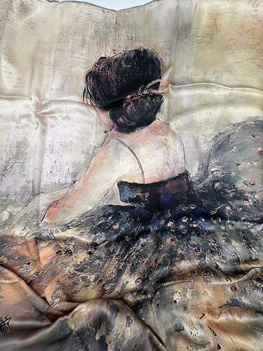 Dabīgā zīda satīna lakats 107x107 cm "Balets II"