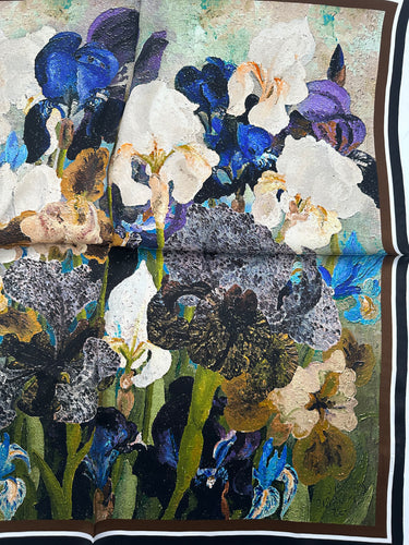 Dabīgā zīda lakats 68x68 cm "Īrisi miglā"