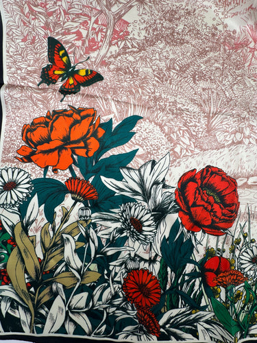 Dabīgā zīda lakats 68x68 cm "Aina III"
