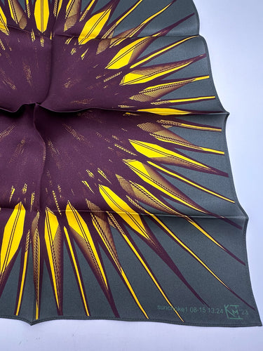 Zīmola "MULTIPOLAR" Dabīgā satīna  lakats 43x43cm