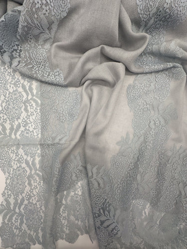 Kašmira un mežģīņu šalle "Dūja"