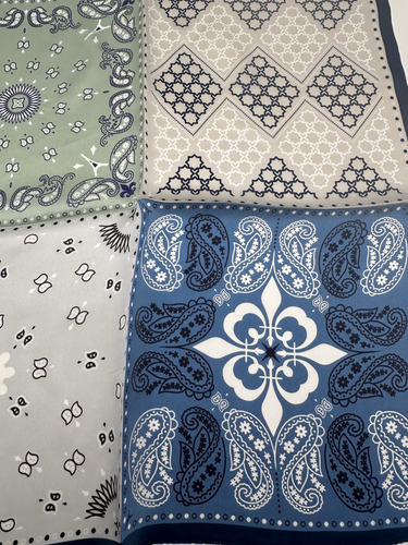 Mazais zīda kakla lakats "Dabess"