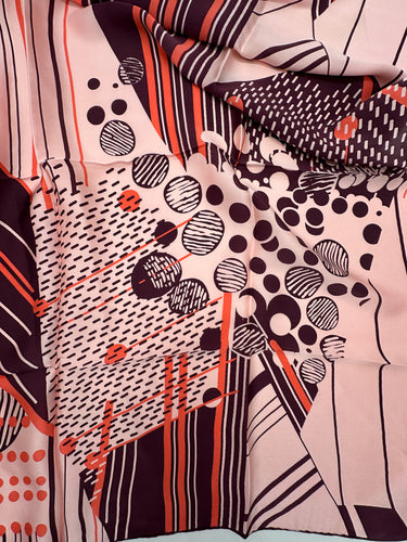 Dabīgā zīda satīna lakats  90x90 cm "Ritms I"