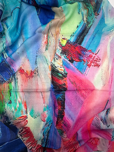 100% vilnas šalle ar košu rakstu "Gaisma"